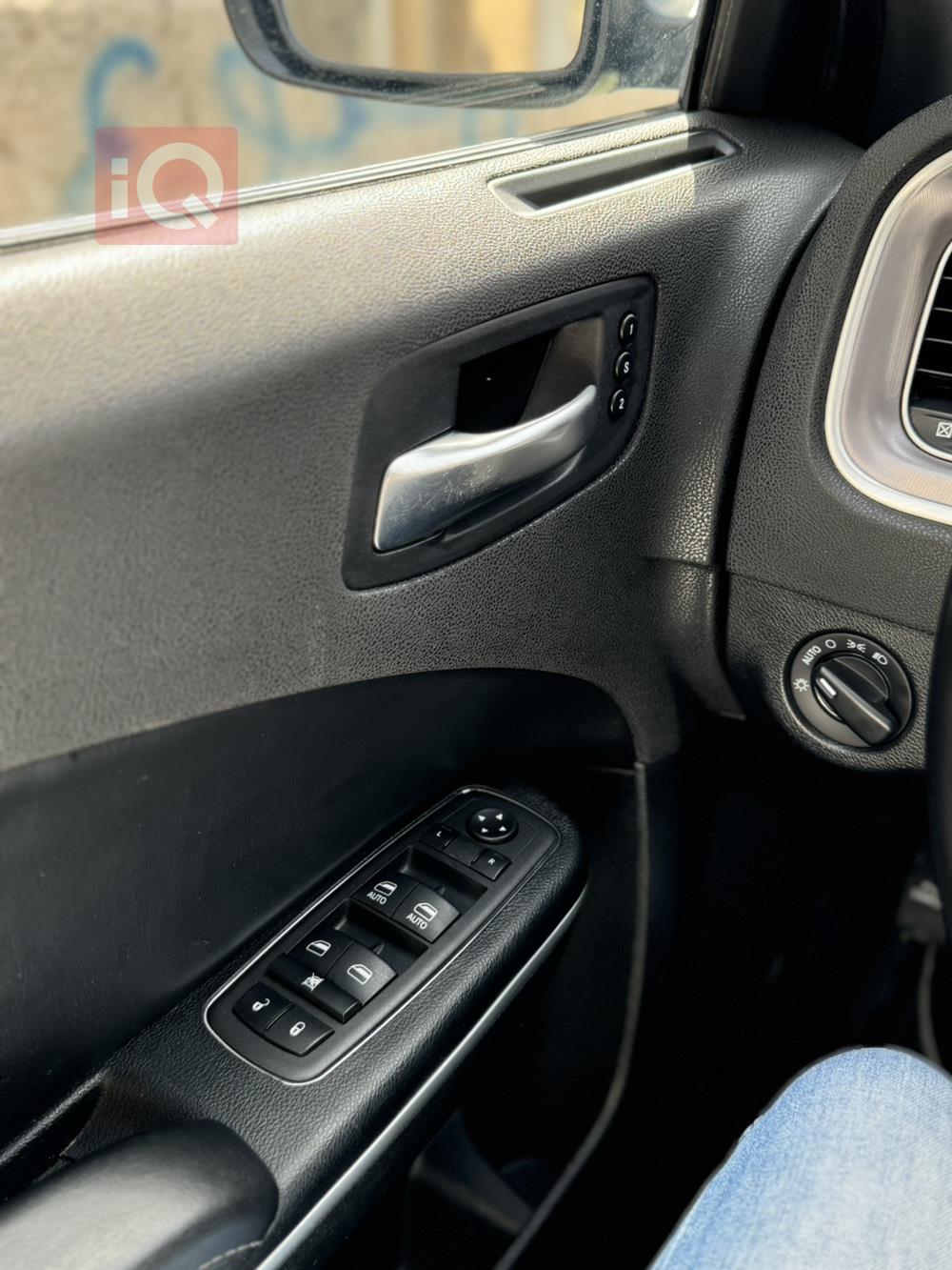 دودج تشارجر